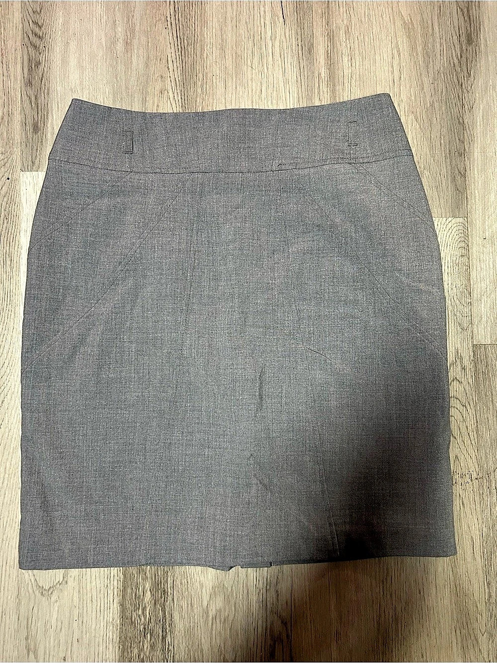 Worthington Pencil Skirt in Gray Size 10P Like New